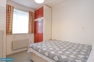 Bedroom- click for photo gallery